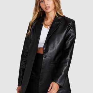 Vintage Y2K Nine West Black Sheepskin Leather Lapel Botton Down Jacket in XL